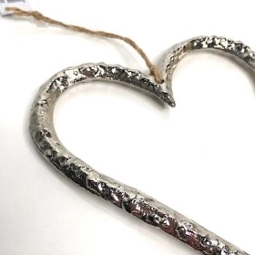 Metal Hanging Heart 15cm