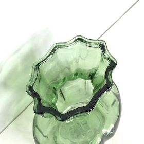 Green Shell Waisted Vase 20cm