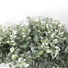 Green Frosted White Berry Bundle 33cm