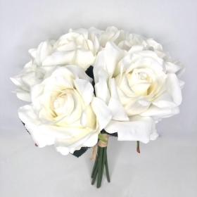 Pale Ivory Rose Bundle 30cm