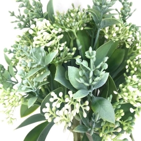 White Berry And Foliage Bundle 28cm