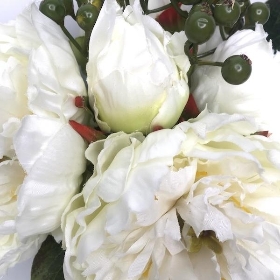 Ivory Peony And Green Berry Bundle 26cm