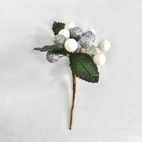 Silver And White Berry Cluster 11cm