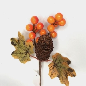 Pinecone And Berry Pick 22cm