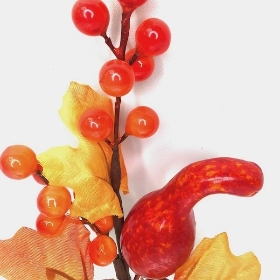 Gourd And Berry Pick 28cm