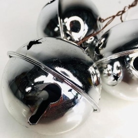 3 x 6.5cm Silver Bells