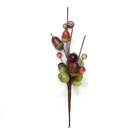 Acorn & Berry Pick 20cm