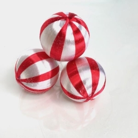 72 x 3 Red & White Balls 17cm