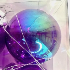 Iridescent Bauble 8cm x 4