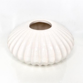 White Ribbed Pot 19cm