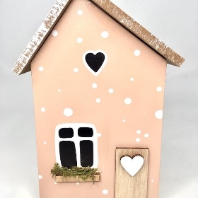 Pink Wooden House 18cm