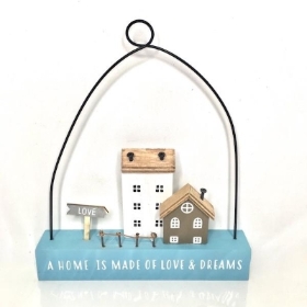 A Home Is Made Of Love Sign 21cm