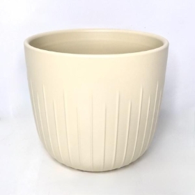 Cream Matt Riga Pot 17cm