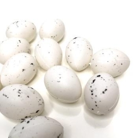 White Artificial Eggs 3cm x 100